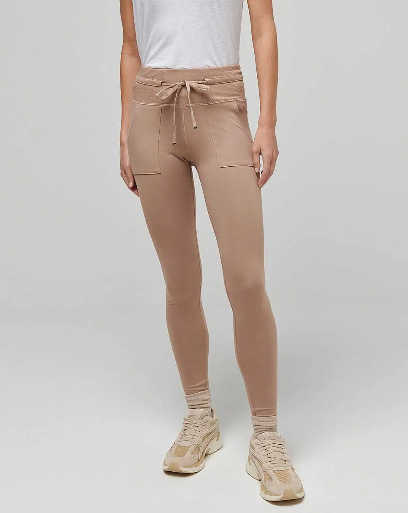 Friday Ponte Pocket Legging
