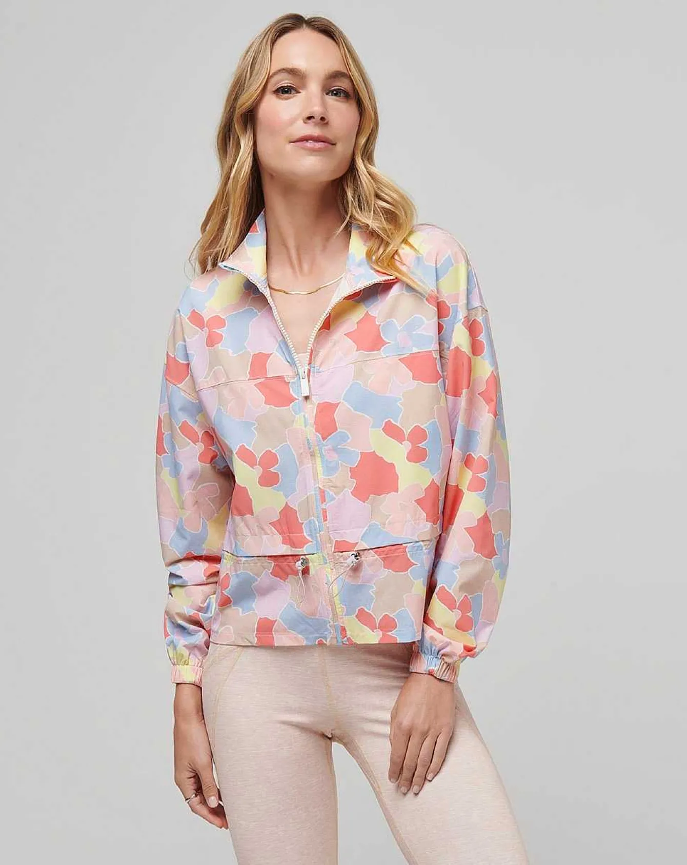 Girls Weekend Tech Woven Jacket