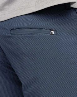 Lucky Hand Short 9In