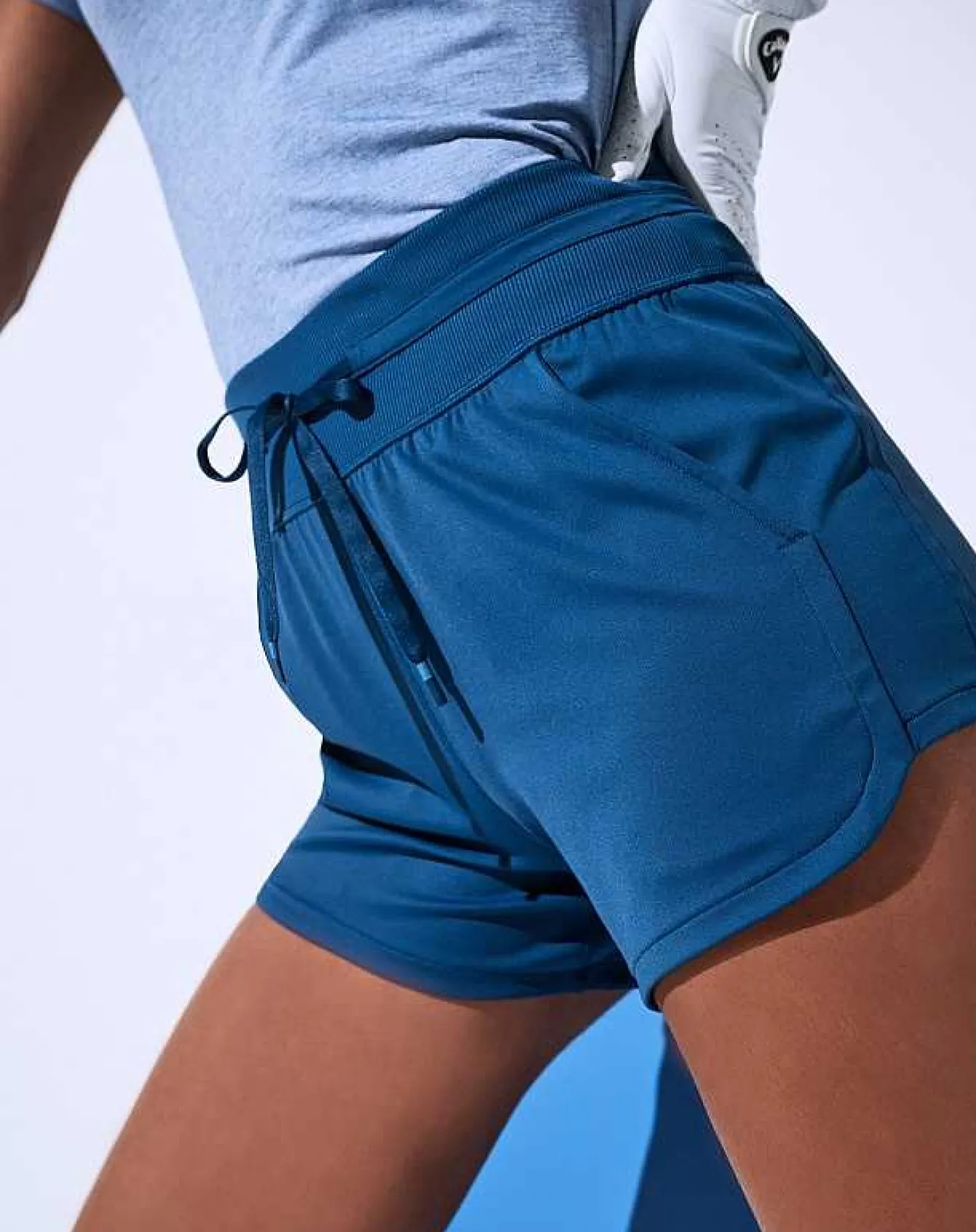 Moveknit Tie Short