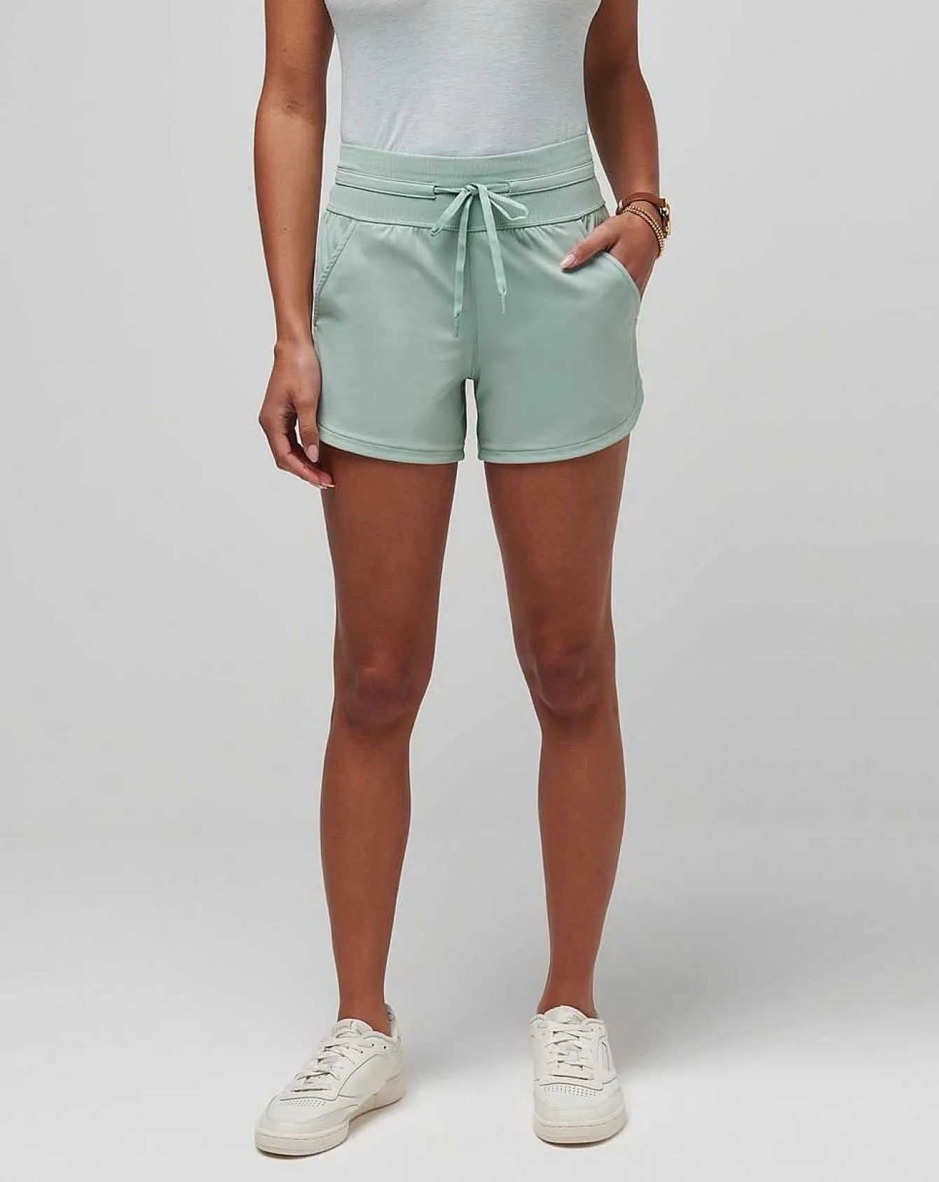 Moveknit Tie Short