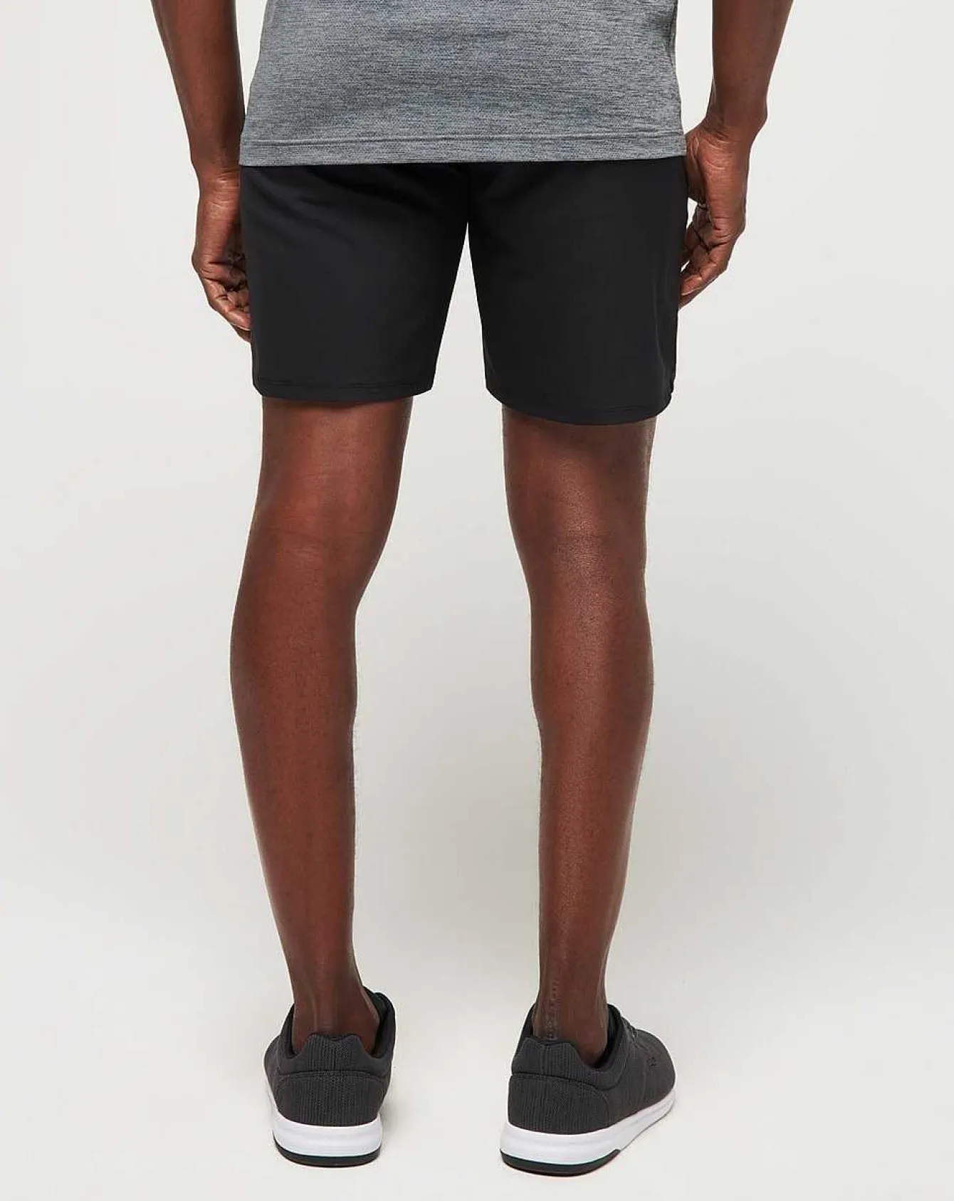 Wanderlust E-Waist Short 7.5In