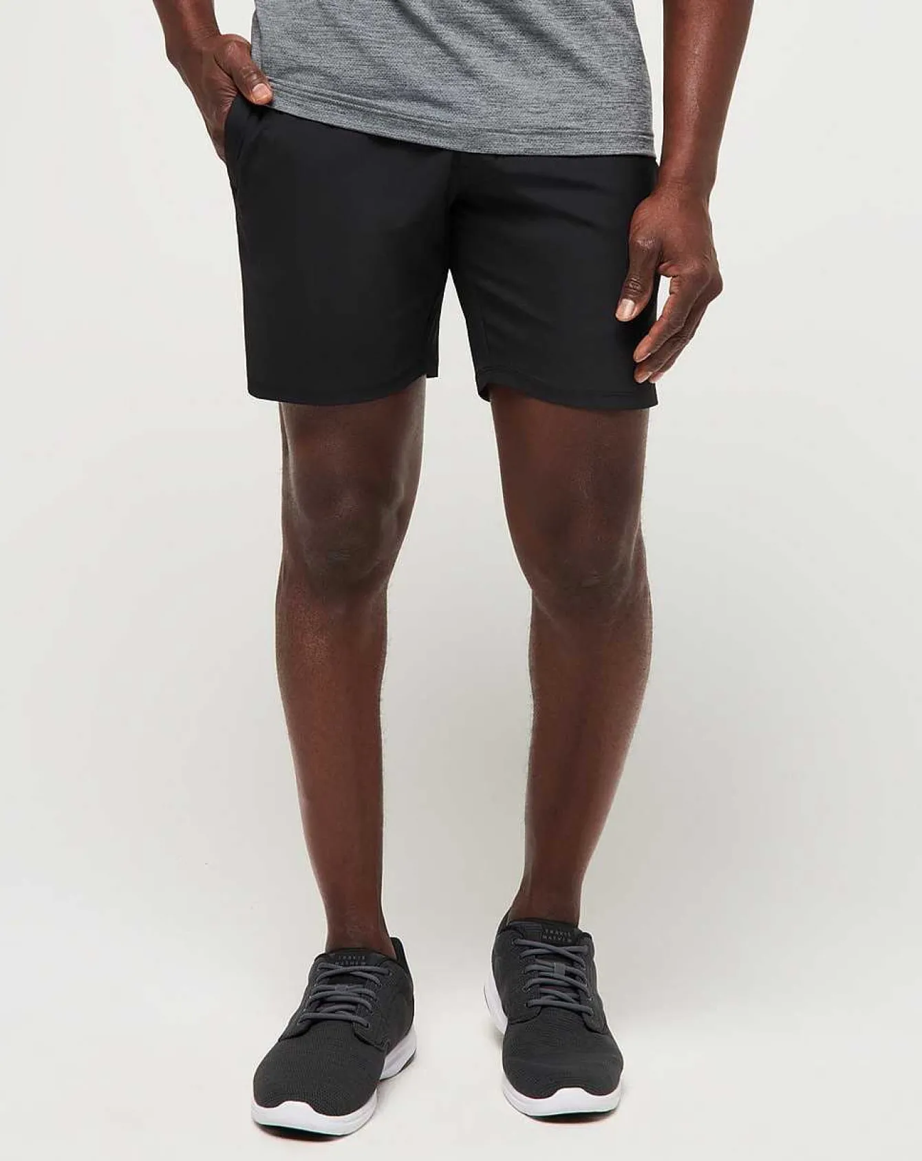 Wanderlust E-Waist Short 7.5In