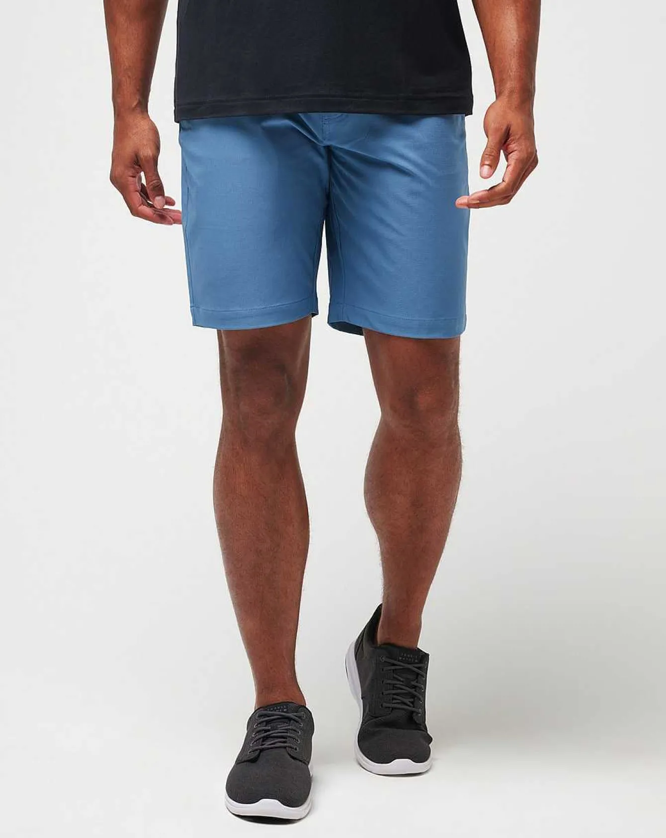 Wanderlust Short 9In