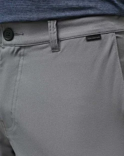 Wanderlust Short 9In