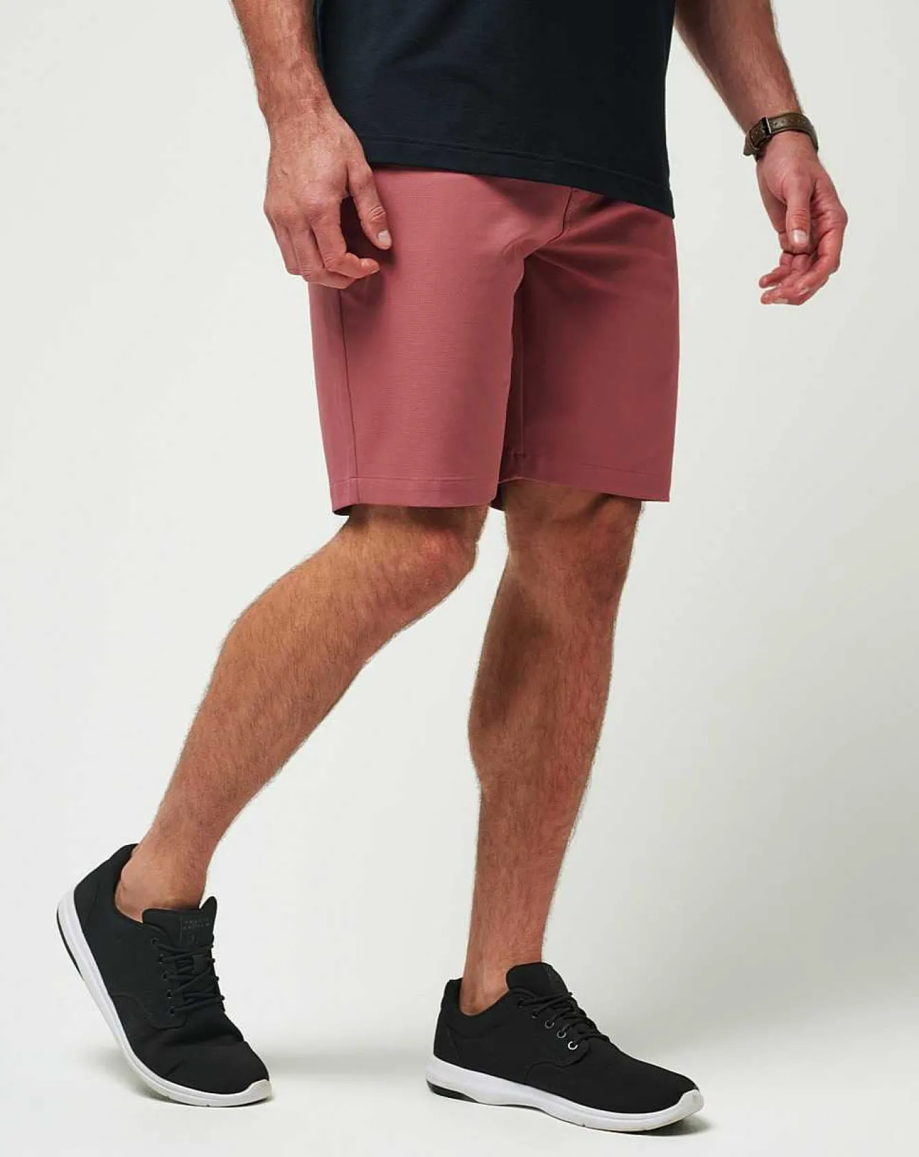 Wanderlust Short 9In